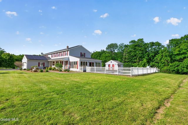 282 Hays Road, East Greenbush, NY 12033
