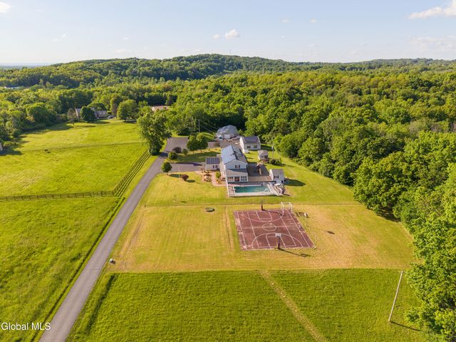 282 Hays Road, East Greenbush, NY 12033