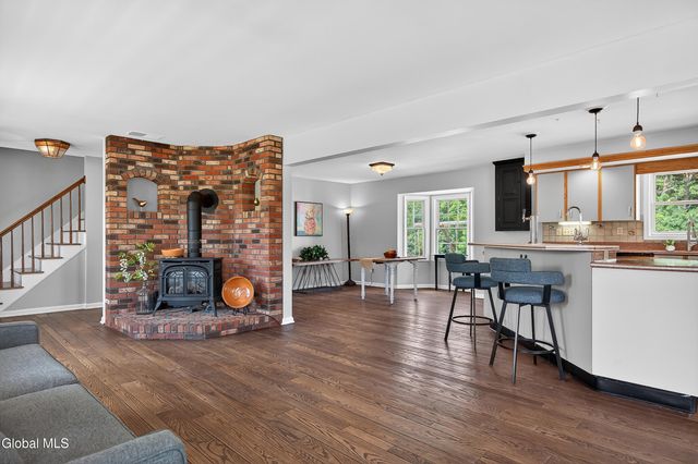 282 Hays Road, East Greenbush, NY 12033