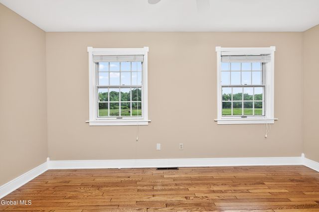 282 Hays Road, East Greenbush, NY 12033