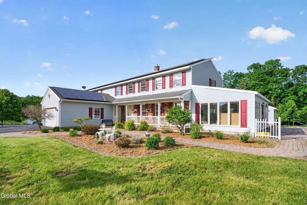 282 Hays Road, East Greenbush, NY 12033