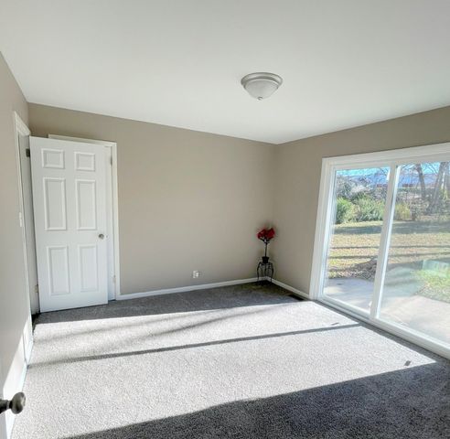 604 Mayflower St, Clarksville, TN 37042
