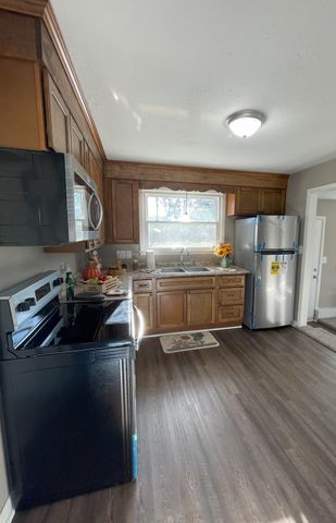 604 Mayflower St, Clarksville, TN 37042
