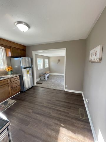 604 Mayflower St, Clarksville, TN 37042