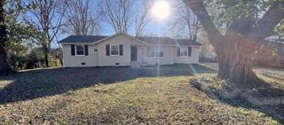 604 Mayflower St, Clarksville, TN 37042