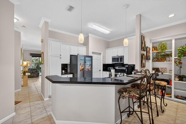 2085 Chagall Circle, West Palm Beach, FL 33409