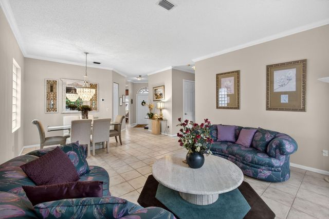 2085 Chagall Circle, West Palm Beach, FL 33409