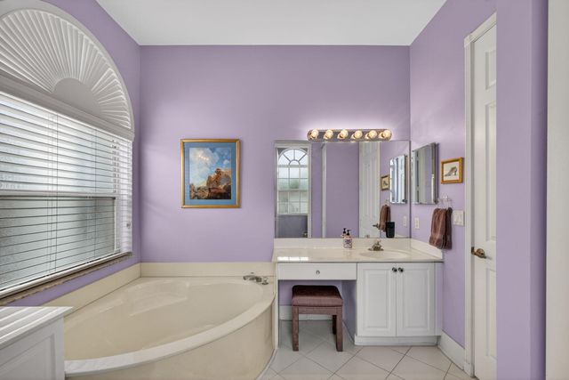 2085 Chagall Circle, West Palm Beach, FL 33409