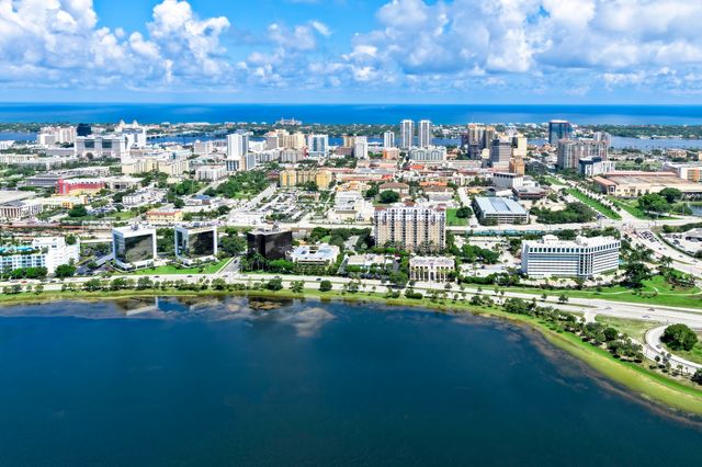 2085 Chagall Circle, West Palm Beach, FL 33409