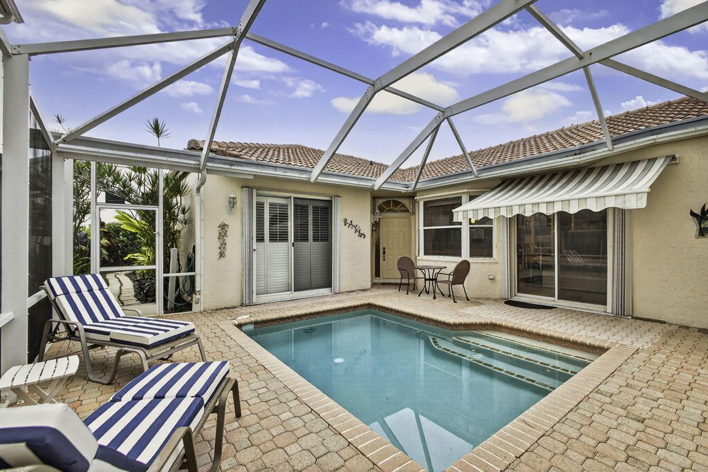 2085 Chagall Circle, West Palm Beach, FL 33409