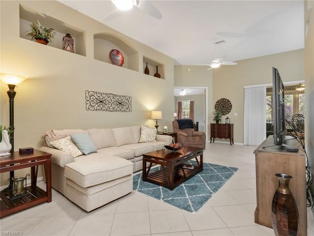 3281 Crossings CT 202, Bonita Springs, FL 34134