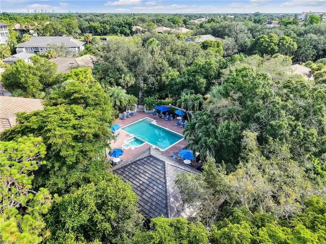 3281 Crossings CT 202, Bonita Springs, FL 34134