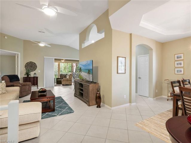 3281 Crossings CT 202, Bonita Springs, FL 34134
