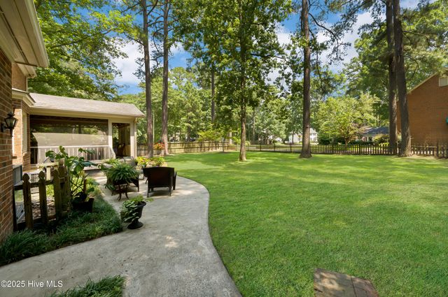 1318 Minuette Place, Greenville, NC 27858