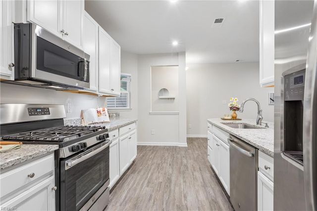3444 Foxglove DR, Toano, VA 23168