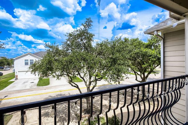 6147 Yorktown Meadow Lane, Houston, TX 77084