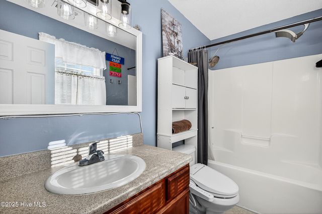 109 Jenna Rea Road, Hubert, NC 28539