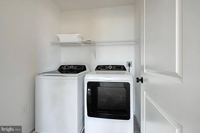 BLACK CHERRY PLAN AT STONE MILL ESTATES, Duncannon, PA 17020