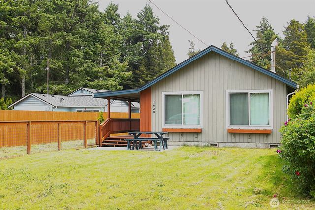 1620 S Ocosta Street, Westport, WA 98595