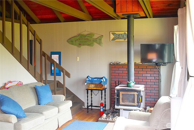 1620 S Ocosta Street, Westport, WA 98595