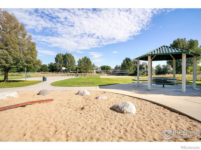 535 Sawtooth Point, Lafayette, CO 80026