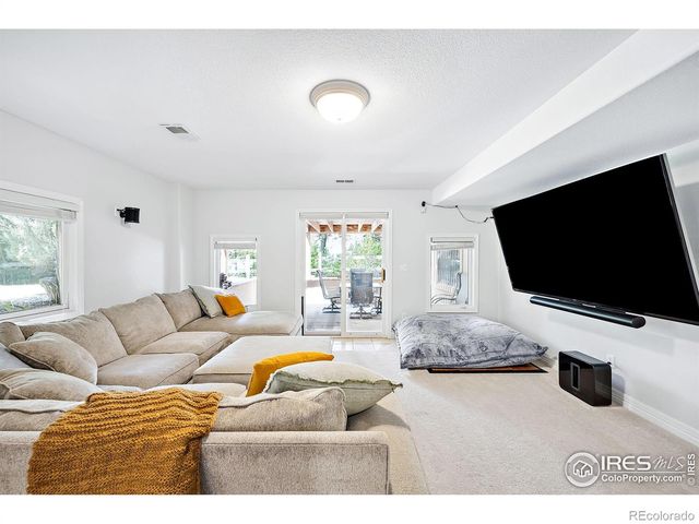 535 Sawtooth Point, Lafayette, CO 80026