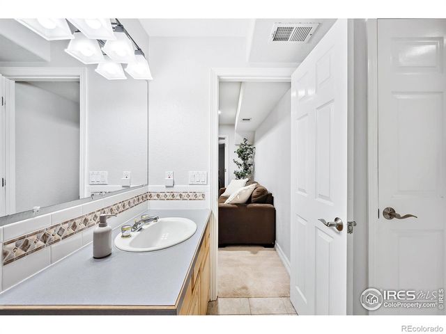 535 Sawtooth Point, Lafayette, CO 80026