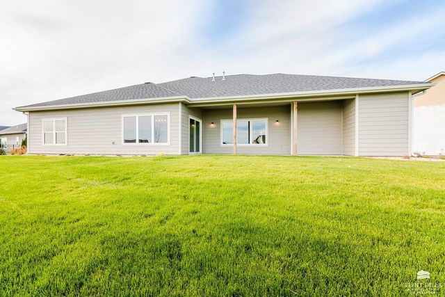 4008 MacInnes Court, Manhattan, KS 66503