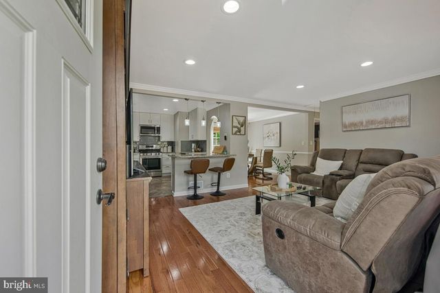 7219 KIDMORE LN, Lanham, MD 20706