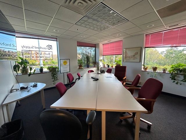 8150 Lehigh Avenue OFFICE, Morton Grove, IL 60053