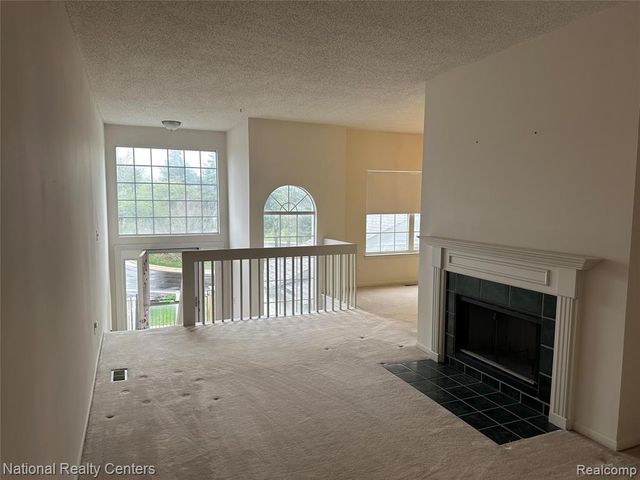 49627 Draper Circle, Plymouth, MI 48170