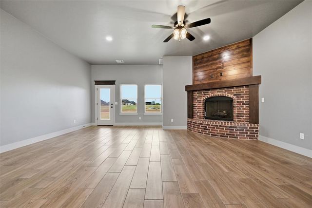 1106 County Street 2958, Tuttle, OK 73089