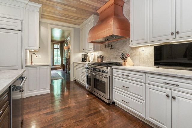 2462 Lane Road, Columbus, OH 43220