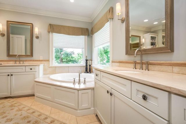2462 Lane Road, Columbus, OH 43220