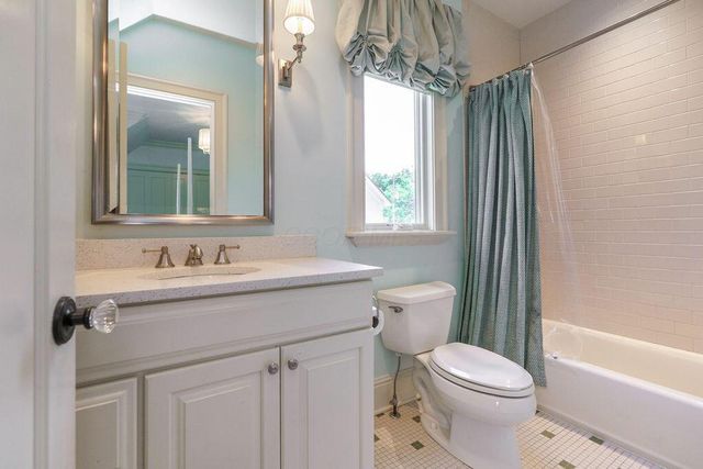 2462 Lane Road, Columbus, OH 43220
