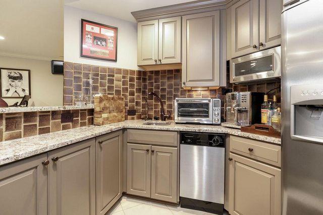 2462 Lane Road, Columbus, OH 43220