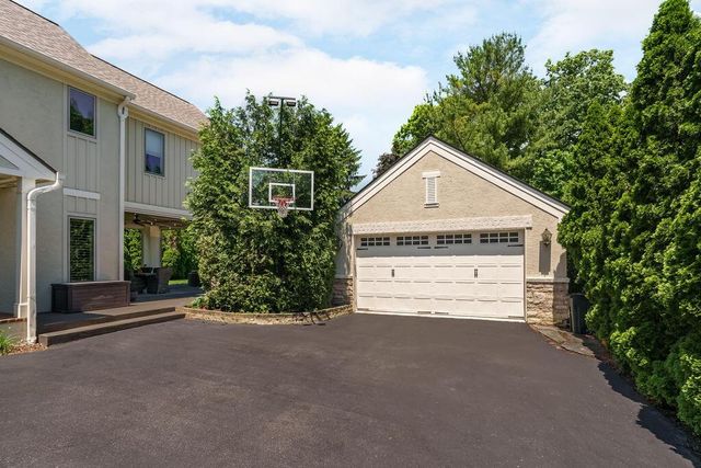2462 Lane Road, Columbus, OH 43220