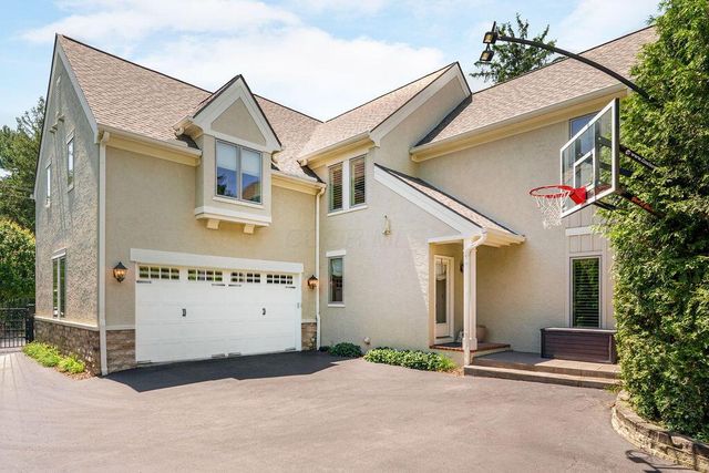 2462 Lane Road, Columbus, OH 43220