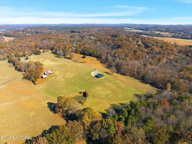 244 County Road 709, Riceville, TN 37370