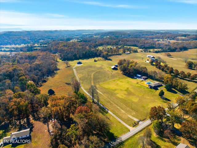 244 County Road 709, Riceville, TN 37370
