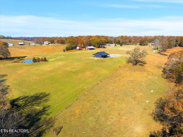 244 County Road 709, Riceville, TN 37370