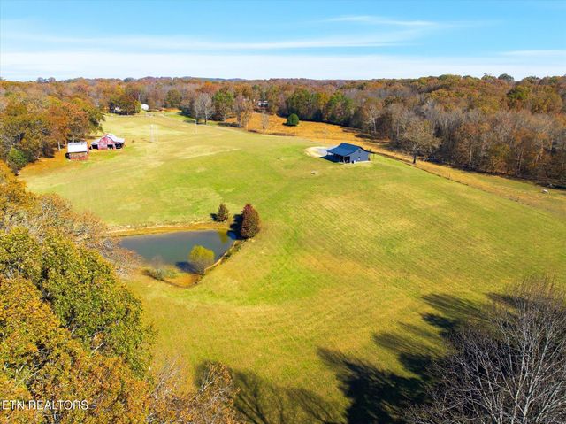 244 County Road 709, Riceville, TN 37370