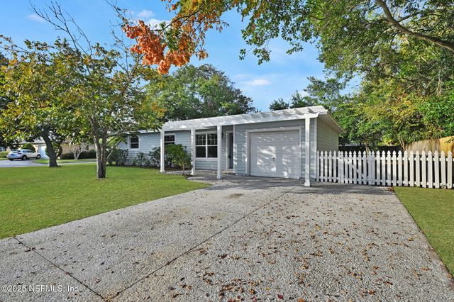 1305 13TH Avenue N, Jacksonville Beach, FL 32250