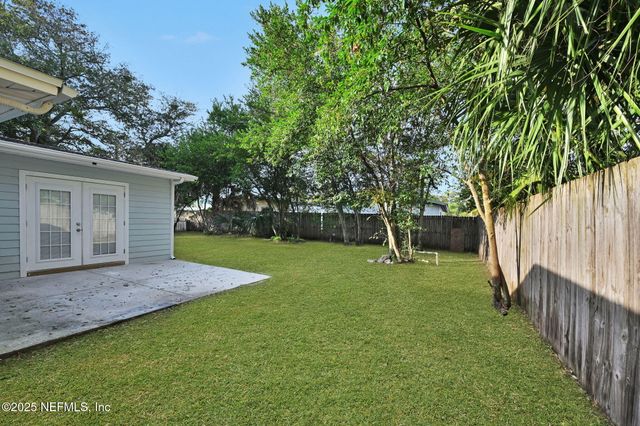 1305 13TH Avenue N, Jacksonville Beach, FL 32250