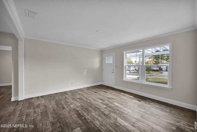 1305 13TH Avenue N, Jacksonville Beach, FL 32250