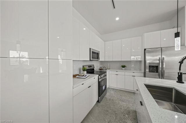 1806 NW 21st AVE, Cape Coral, FL 33993