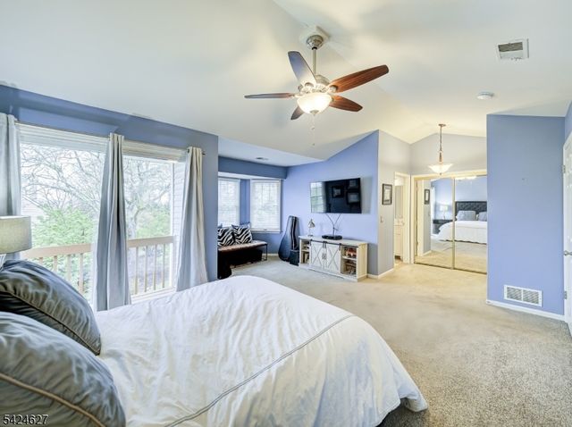 4 Erin Way, Lincoln Park Boro, NJ 07035