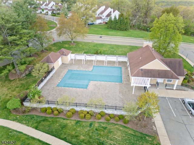 4 Erin Way, Lincoln Park Boro, NJ 07035