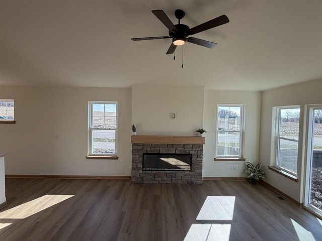 5825 Bridle Way, Madison, WI 53718