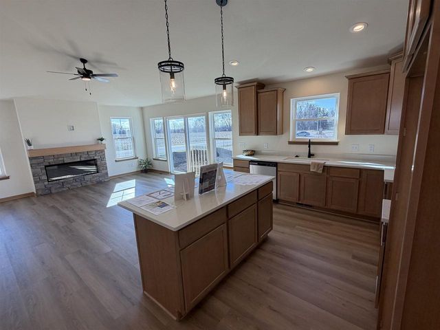 5825 Bridle Way, Madison, WI 53718